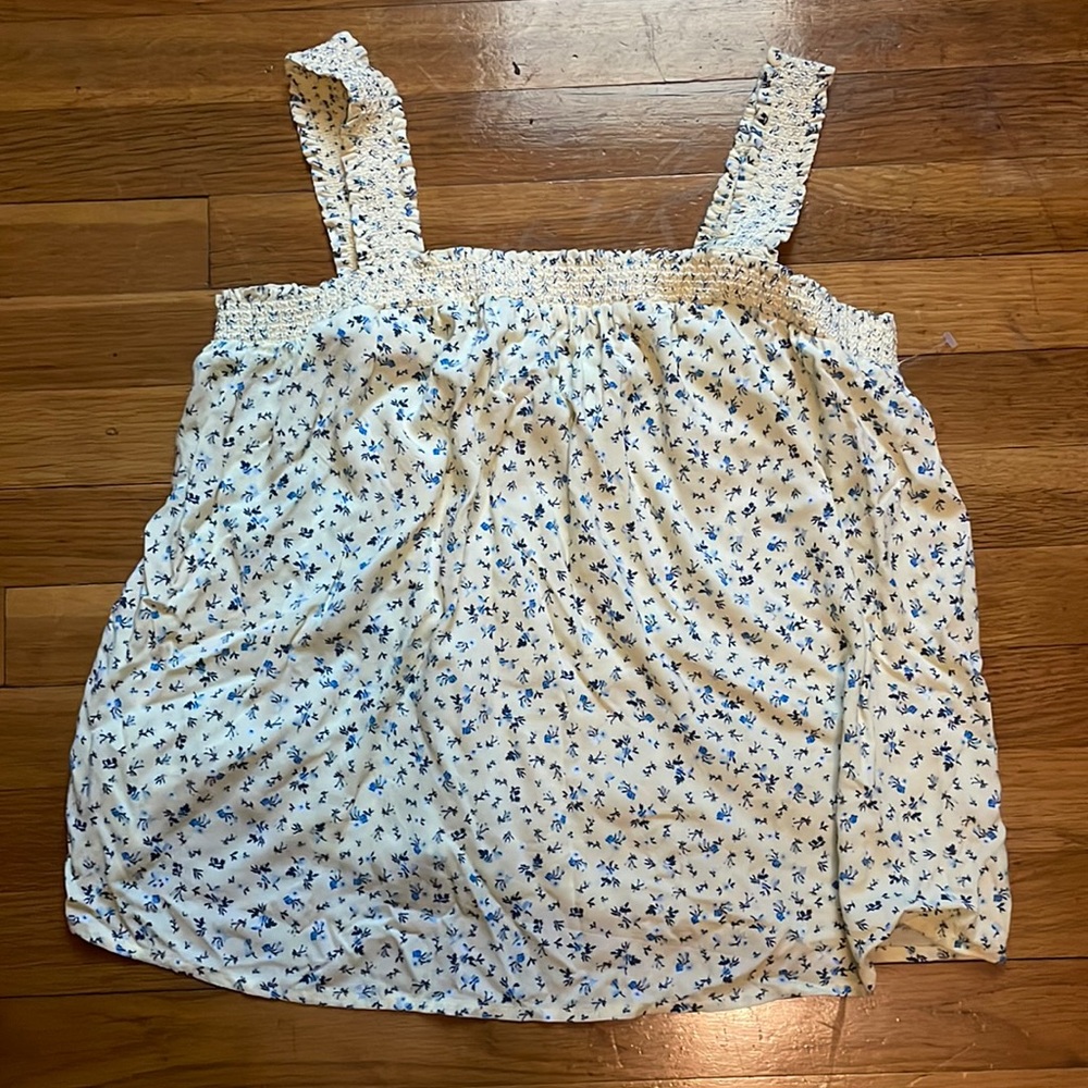 Arizona Jean company flowered top. Never worn